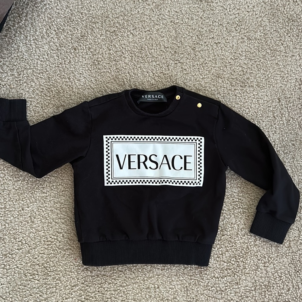 Versace logo sweatshirt Kids!